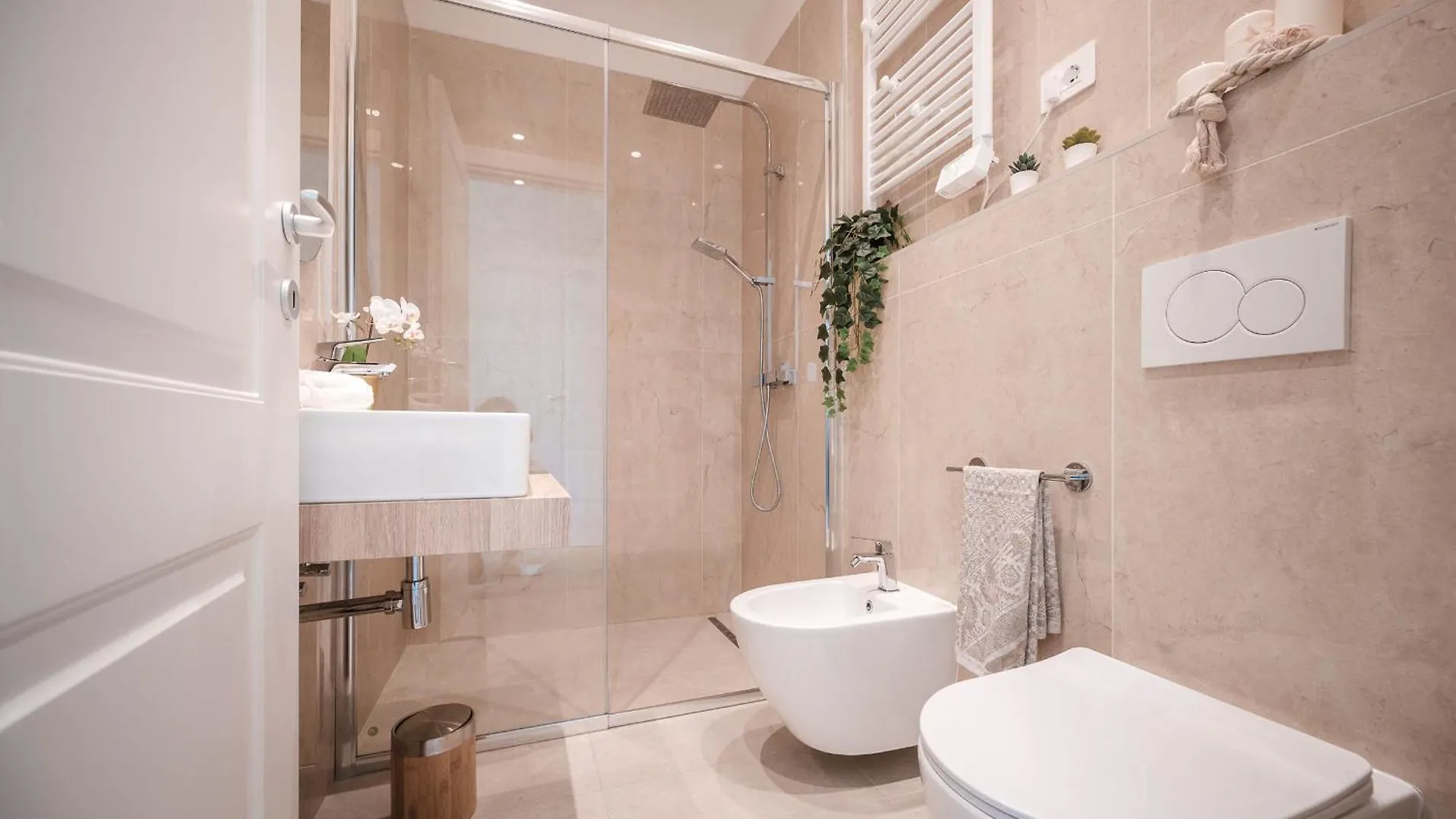 Apartment Appartamento San Giovanni Fino A 6 Persone Rome